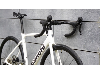Bianchi Sprint Shimano 105 mech.12sp Disc White Blue Purple  2026